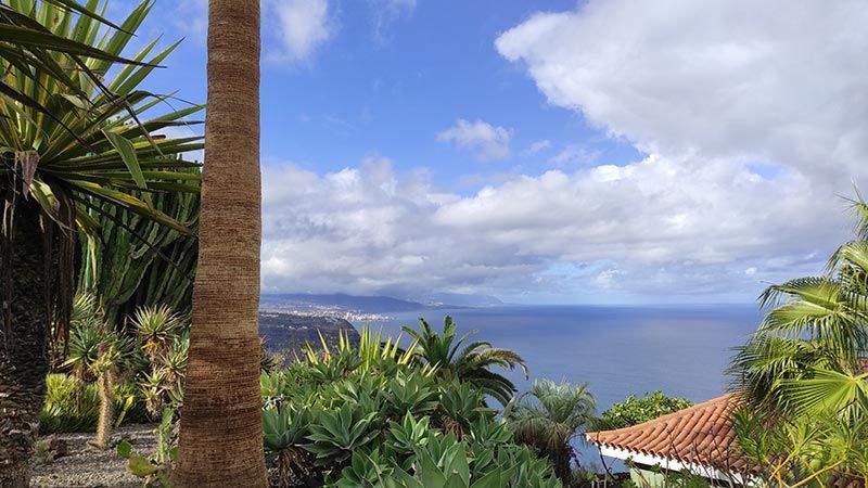 Weitblick vom Garten auf das Meer und die Nordküste – Ferienhaus mit Terrasse auf Teneriffa