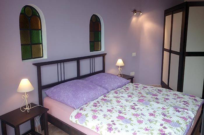Schlafzimmer mit Doppelbett in der Ferienwohnung Turmwohnung Teneriffa