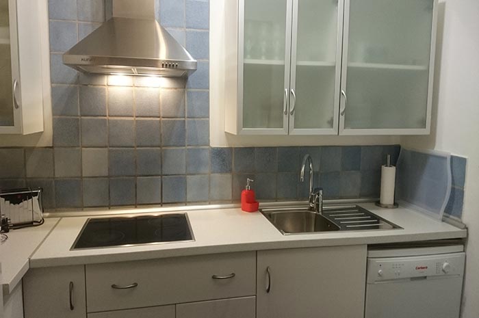 Voll ausgestattete Küche in der Ferienwohnung Turmwohnung Teneriffa